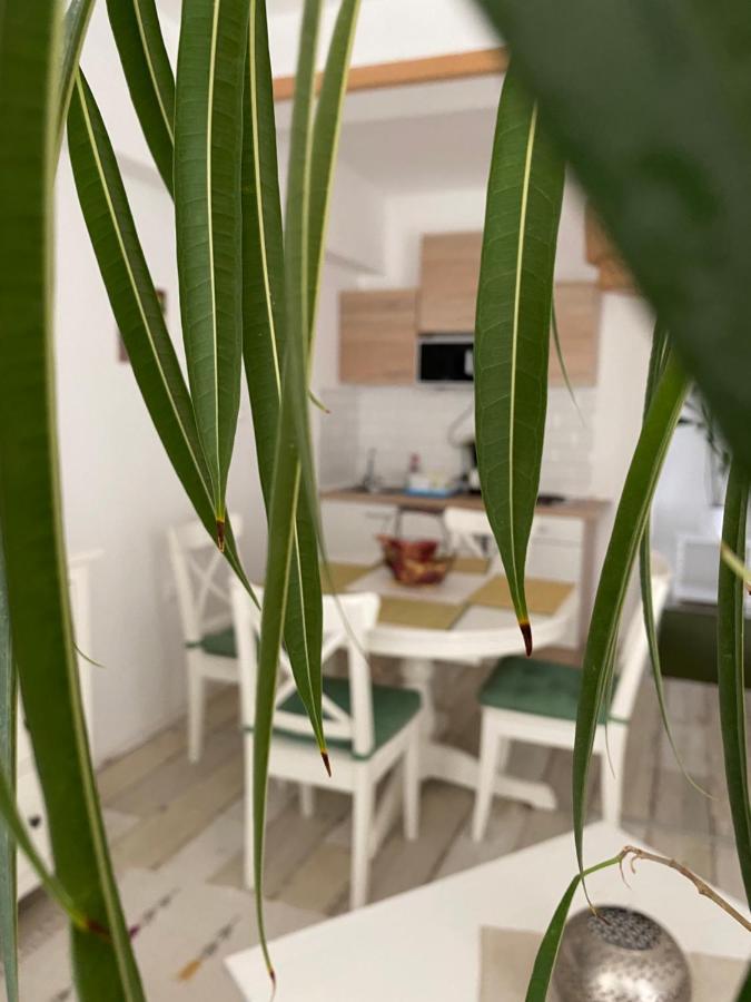 Home Sweet Apartment Buk Luaran gambar