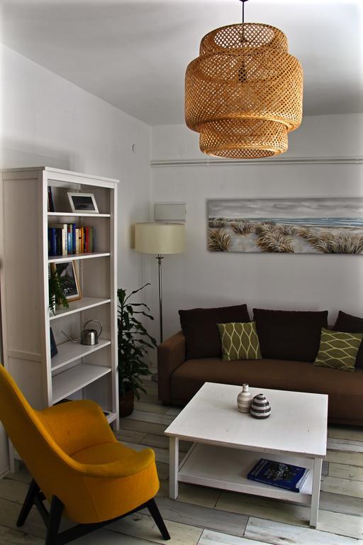 Home Sweet Apartment Buk Luaran gambar