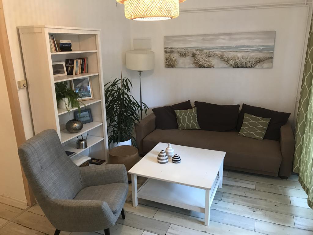 Home Sweet Apartment Buk Luaran gambar